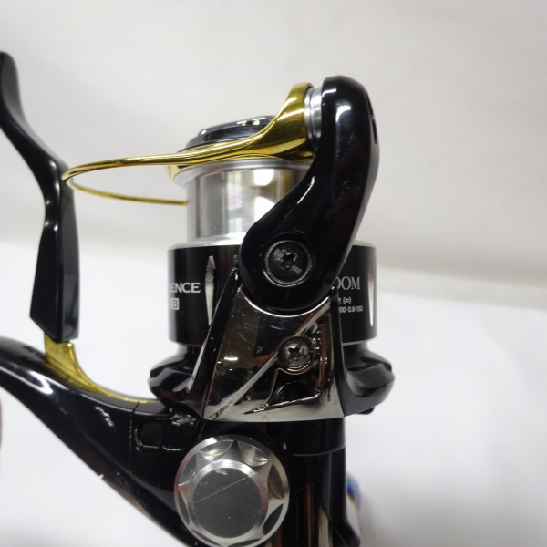 15エクスセンスLB C2000M ハンドル改